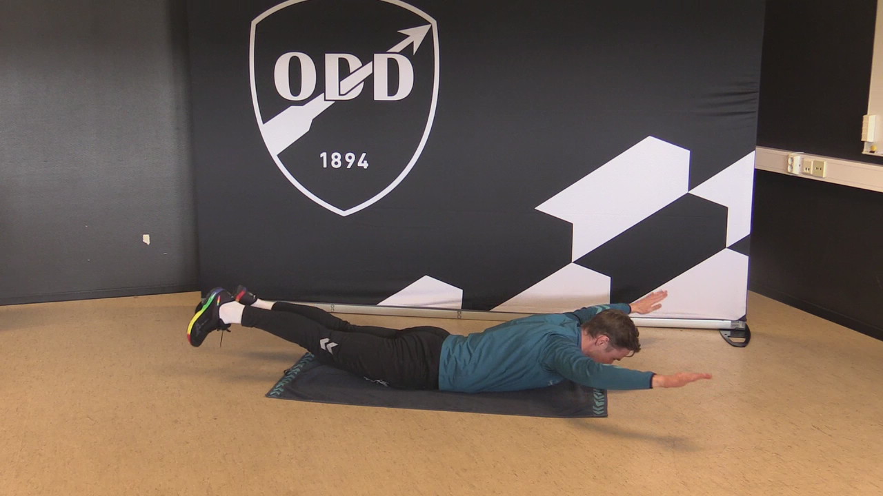 Rygghev IYT med benhev Level 2.MP4